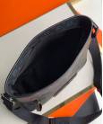 Чоловічі сумки Louis Vuitton Monogram Eclipse Canvas Besace Zippée